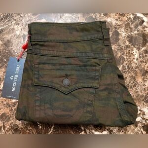 True Religion men’s Camouflage jeans  size 32( brand new)